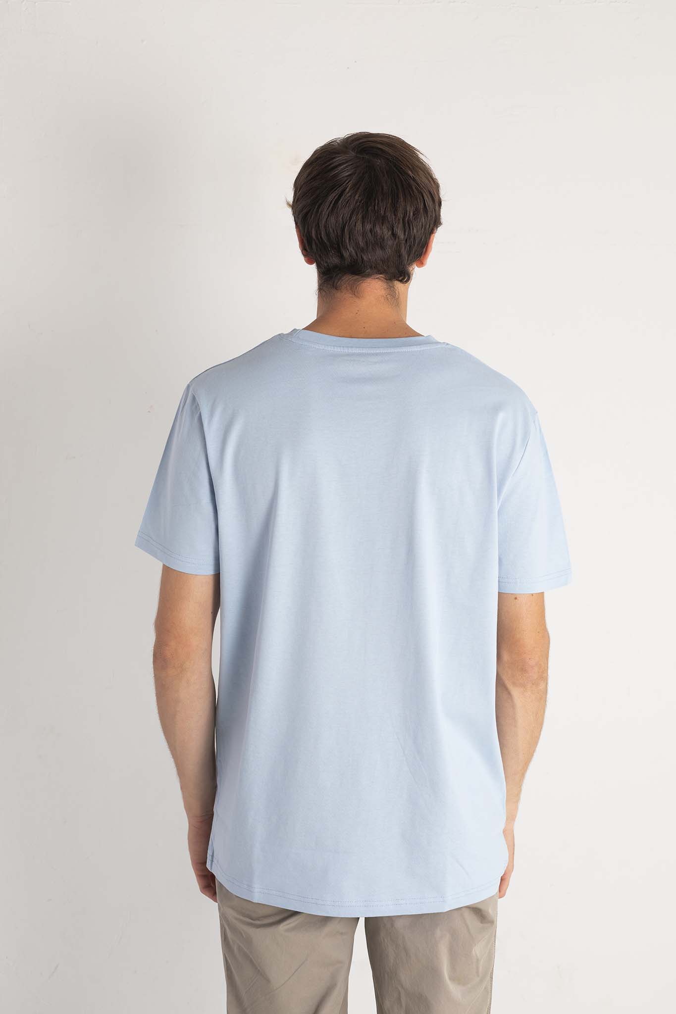 Camiseta DON'T PANIC azul cielo