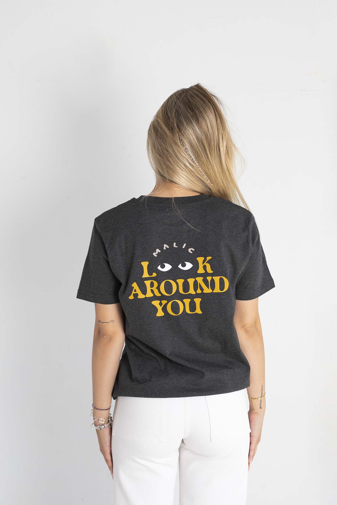 Camiseta LOOK AROUND gris mellange