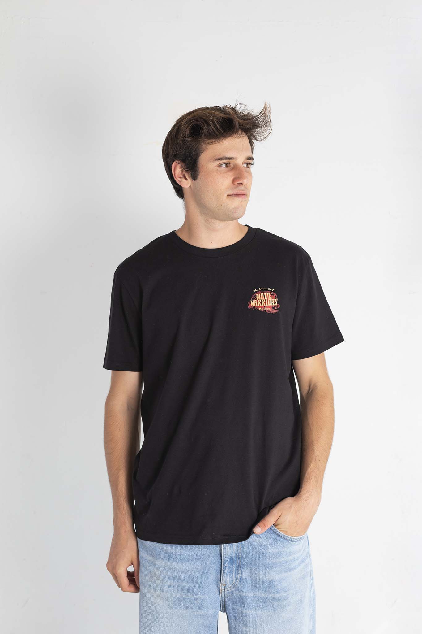 Camiseta WAVE WARRIORS negra
