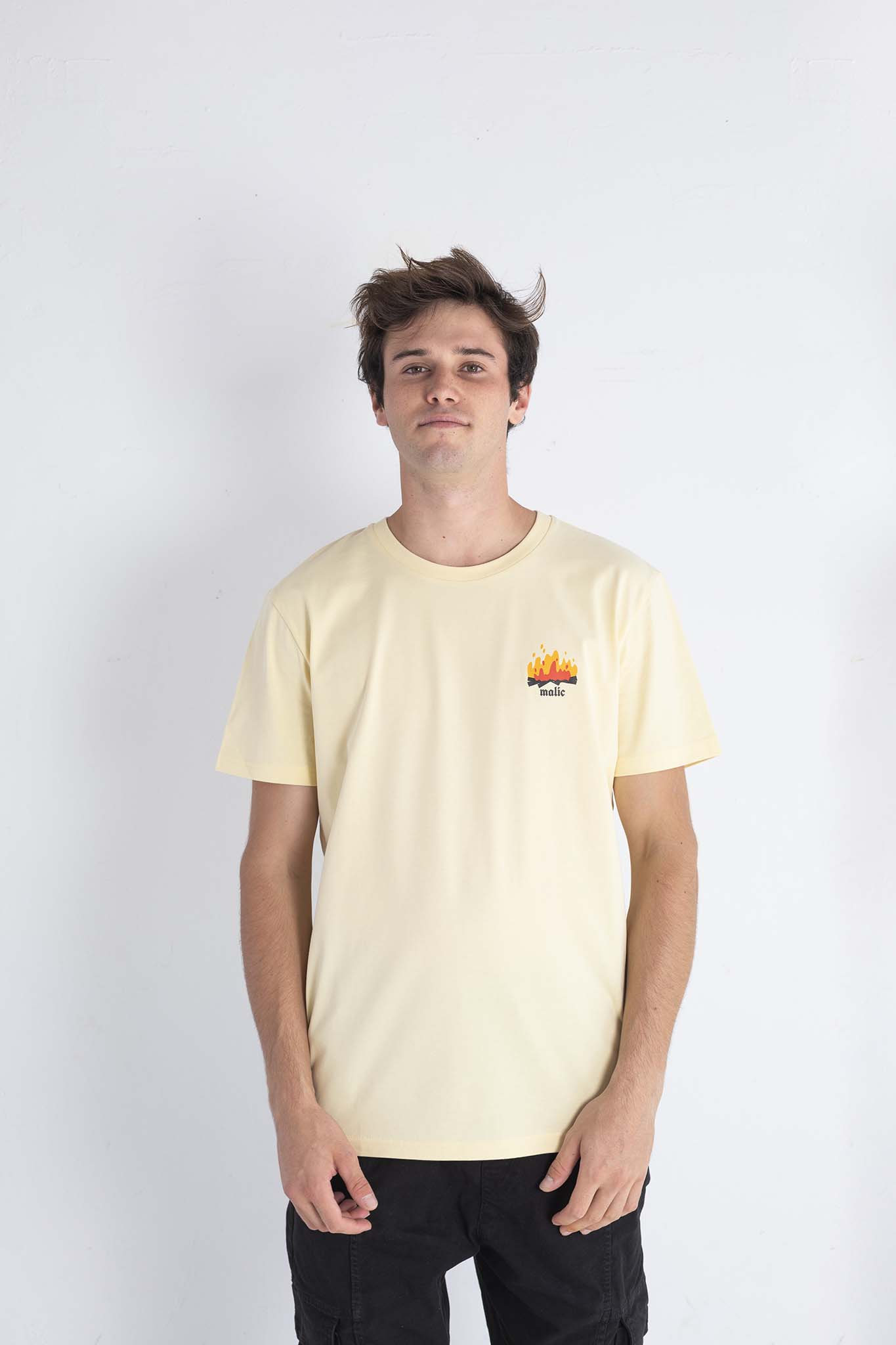 Camiseta DON'T PANIC amarillo mantequilla